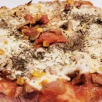 Pizza Wypas Deluxe – Domowa z Sosem i Serem
