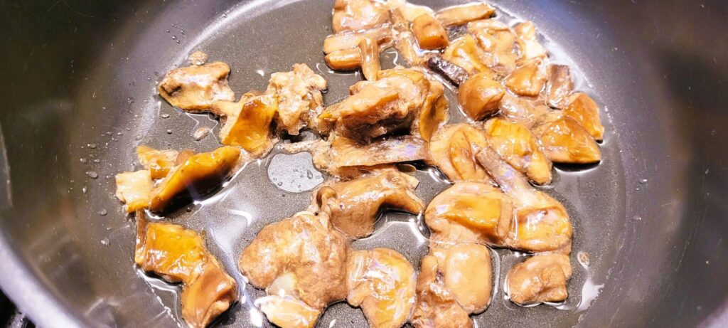 Kapusta Kiszona Smażona z Grzybami i Cebulą www.domikultura.pl - Dom i Kultura