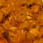 Polski Bigos: Przepis na Tradycję w Garnku