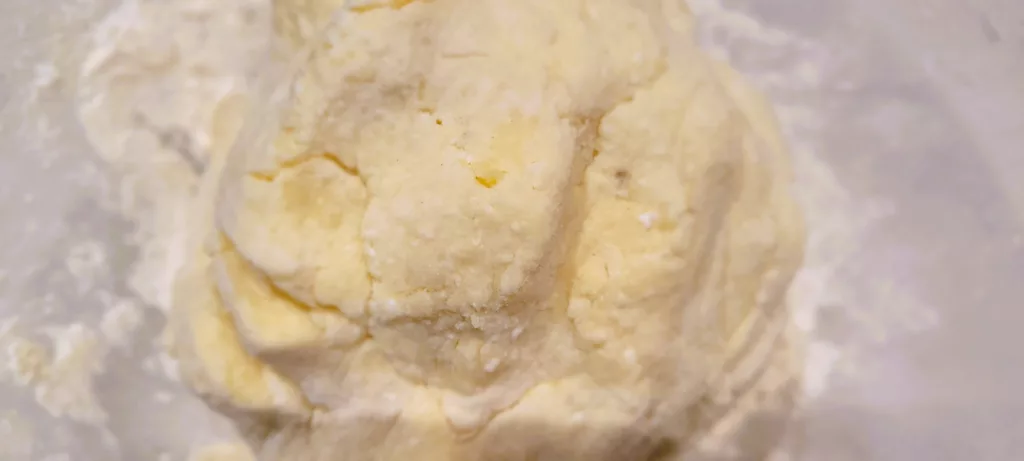 Kluski leniwe: smak twarogu i ziemniaków