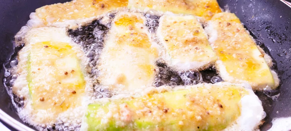 Kotlety z cukinii to przepis na wege obiad