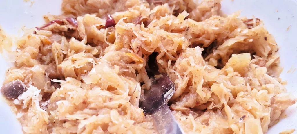 Doskonałe Pierogi z Kapustą i Grzybami