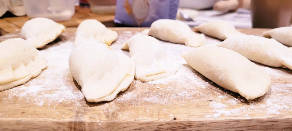 Doskonałe Pierogi z Kapustą i Grzybami