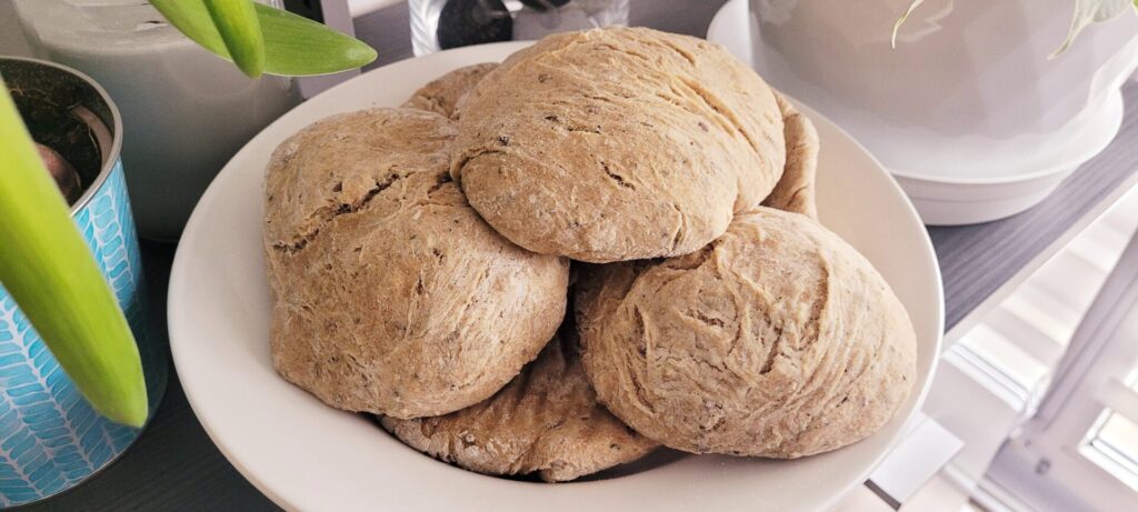 Wieloziarniste bułki wege prosty przepis