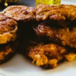 Soczysty kotlet z piersi kurczaka – sprawdzony domowy przepis